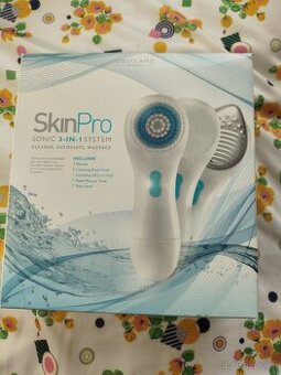 Čistič pleti SkinPro - 1