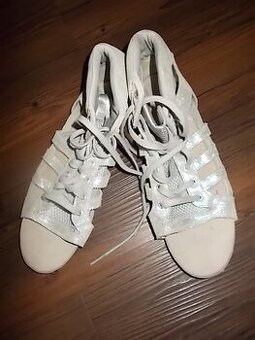 DÁMSKÉ STŘÍBRNÉ SANDALE ADIDAS V40.5 100%STAV