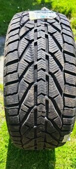 Prodám2 ks pneu SUV vw Touareg nove