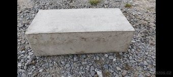 Betonové cihly