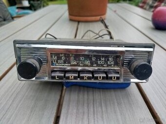 Hezké autorádio Blaupunkt Becker