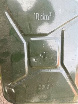 Plechové kanystry 5,10,20 L