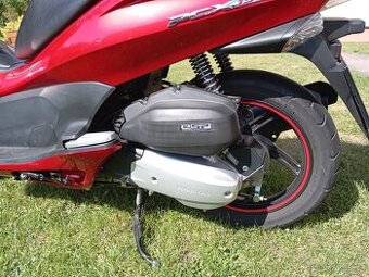 Prodám Honda PCX 150 rok výroby 2012
