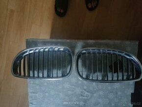 Ledvinky Predni maska bmw e60