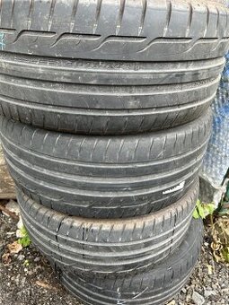 Pneumatiky 225/45 R17 letní Dunlop