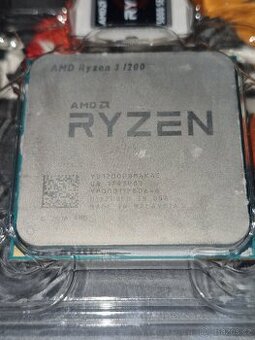 AMD Ryzen 3 1200 + základní chladič