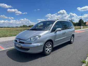 Peugeot 807 2.2Hdi 125kw 7mist,tažné