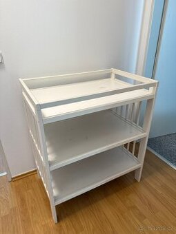 Přebalovací stůl IKEA gulliver