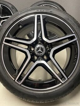 Orig nove Mercedes A CLA A177 AMG r18 225/45/18 100%
