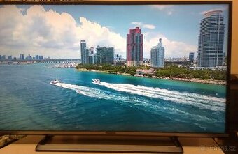 Prodam 40"(102cm),SMART WiFi LED FullHD TV Panasonic TX-40C
