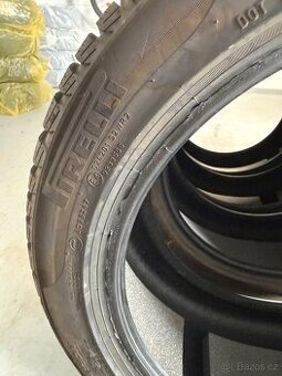 Pneu Pirelli 235/45 R18
