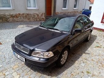 Volvo S40