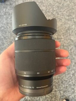 Sony FE 28-70 mm f/3.5-5.6 OSS