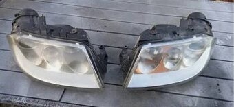 Přední světla xenony vw Passat B5,5 pár