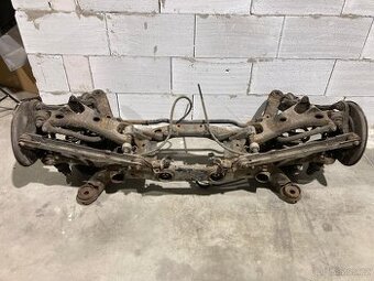 Kompletní zadní náprava Volvo XC90 D5 AWD