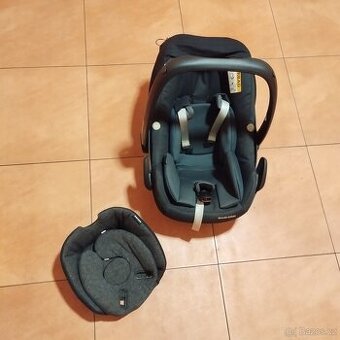 Autosedačka MAXI-COSI Pebble Pro i-Size, essential black