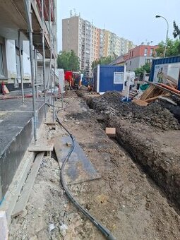 Terenní úpravy-zahradnické služby.