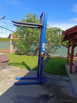 Vysokozdvižný paletový vozík 3m/ 1000kg