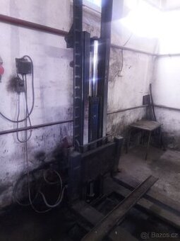 Prodám hydraulické čerpadlo včetně elektromotoru