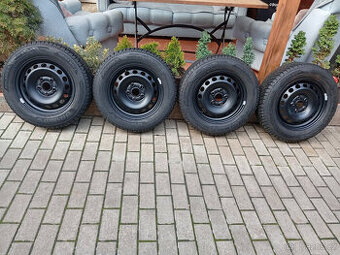 195/65 R15  Škoda Octavia 2  perfektní stav