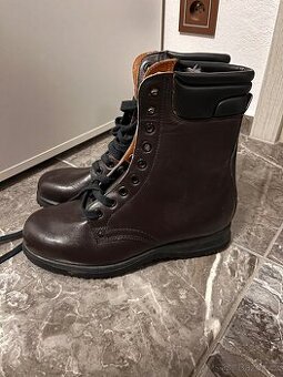 Nové zimní kanady vel.43 Československo