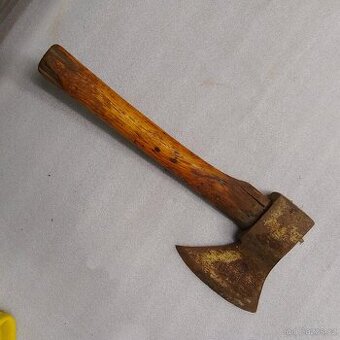 Sekera -  tesařská