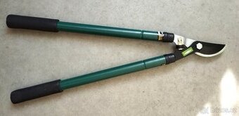 NŮŽKY NA ŽIVÝ PLOT TELESKOPICKÉ