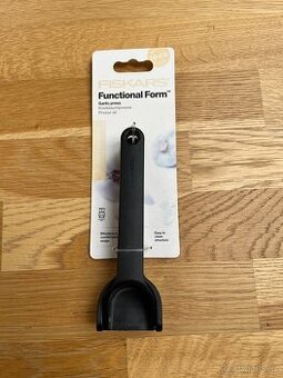 FISKARS Lis na česnek 🧄