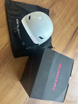 Lyžařská helma Arcore