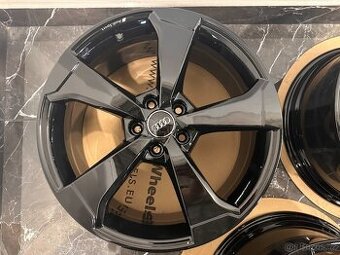 Audi RS3 Sportback R19 Sport Rotor 8V0601025FD