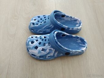 Dětské pantofle vel.34-NOVÉ