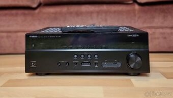 Yamaha RX-V483 / Bluetooth, Wi-Fi AirPlay MusicCast USB