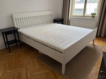 Postel vč. roštu a matrace Ikea IDANÄS 180x200 cm