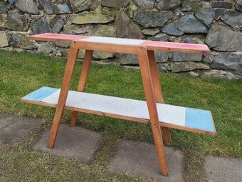 retro stolek ÚLUV - 60.léta