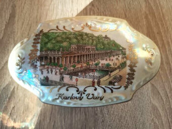 Porcelánová dóza Karlovy Vary