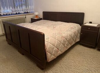 Starožitná ložnice