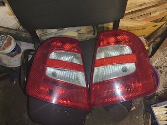 Škoda Fabia I (předfacelift) Zadní světla