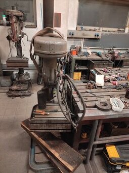 Sloupová vrtačka VS16