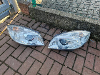 Přední světla s čočkou Škoda Fabia 2