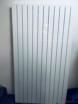 Nový radiátor KORADO KORATHERM VERTIKAL-M 1600x884 mm