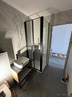 Sprchový kout značka Ronal - nepoužitý - pouze namontovaný