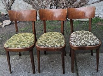 3 dobové židle