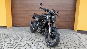 Husqvarna svartpilen 125 2023