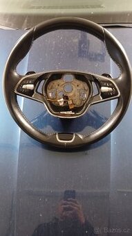 Výhřívaný volant octavia 4