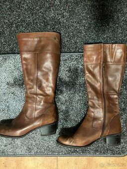 KOŽENÉ KOZAČKY ZN.CAPRICE