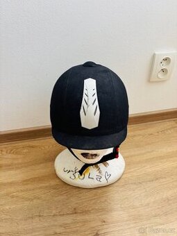 TOP stav - jezdecká přilba - helma HKM New Air (56-58 cm)