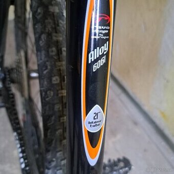 Horské kolo Ravo Alloy 606I