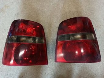ZADNÍ SVĚTLO VW TOURAN 03-06