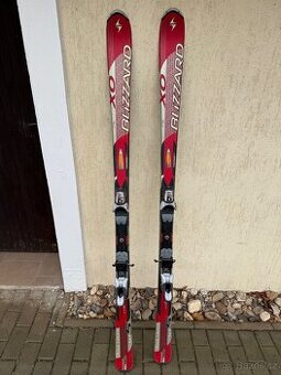 Prodám carvingové lyže Blizzard XO – délka 175 cm.