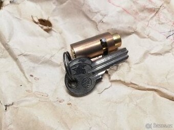 Nepoužitý zámek řízení sedla FAB Jawa ČZ kývačka pionýr 50